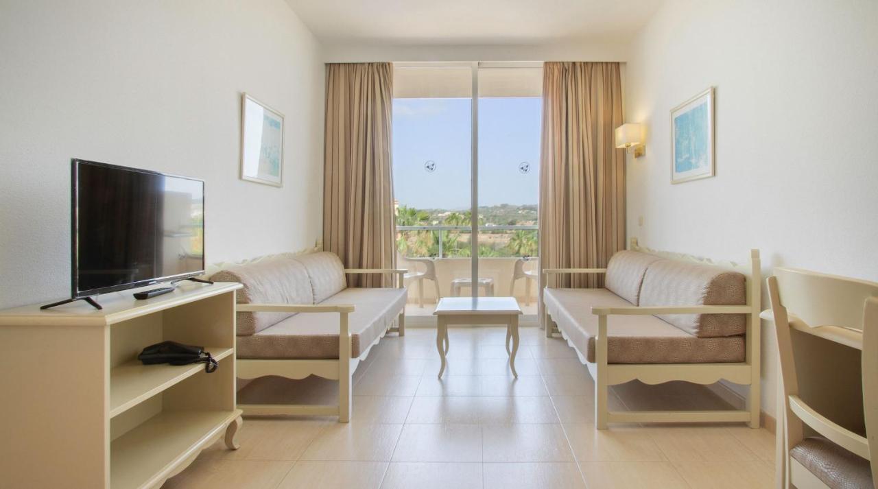 Garbi Cala Millor Hotel Bagian luar foto